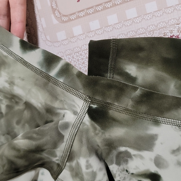 Lululemon Align Crop 21 - Picture 4 of 8